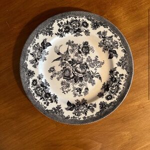 ROYAL STAFFORD ASIATIC PHEASANT
BLACK PLATE, 12.5” DIAMETER